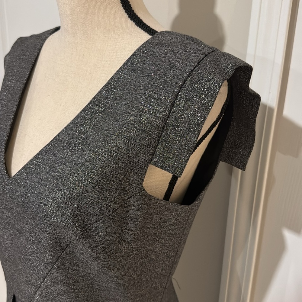 Black Halo Women Peplum Dress - Picture 5 of 6